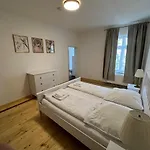 Appartement Historic Building- 9 Bedrooms - Groups Up To 26 Gutenzell-Hürbel