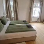 Historic Building- 9 Bedrooms - Groups Up To 26 *