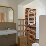 Appartement Historic Building- 9 Bedrooms - Groups Up To 26 *