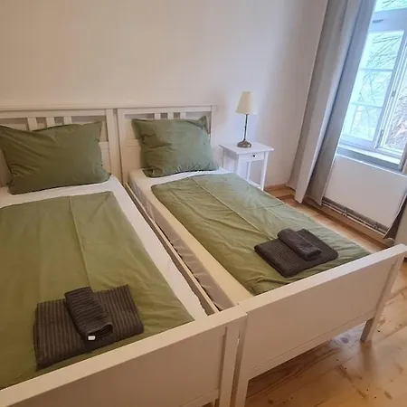 Historic Building- 9 Bedrooms - Groups Up To 26 아파트 Gutenzell-Hürbel