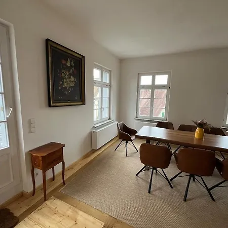 아파트 Historic Building- 9 Bedrooms - Groups Up To 26