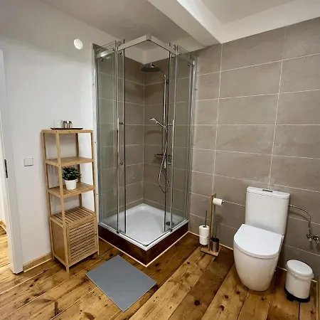 Historic Building- 9 Bedrooms - Groups Up To 26 Appartement Gutenzell-Hürbel