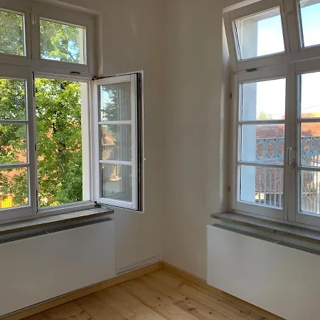 아파트 Historic Building- 9 Bedrooms - Groups Up To 26 Gutenzell-Hürbel