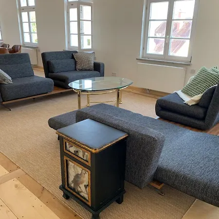 Historic Building- 9 Bedrooms - Groups Up To 26