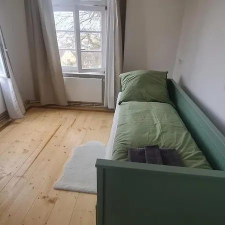 Historic Building- 9 Bedrooms - Groups Up To 26 *