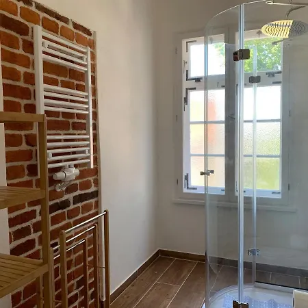 Historic Building- 9 Bedrooms - Groups Up To 26 아파트