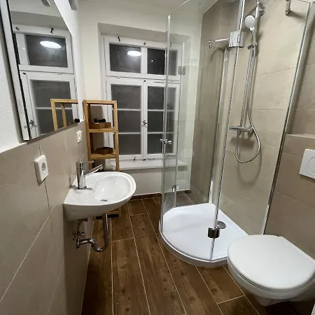 Historic Building- 9 Bedrooms - Groups Up To 26